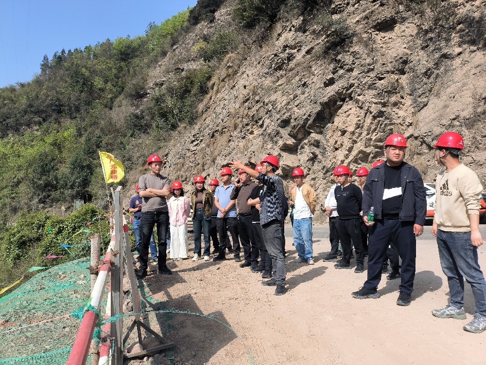 以學(xué)促進(jìn)，向新而行｜路橋集團(tuán)組織開展項(xiàng)目亮點(diǎn)技術(shù)交流研討活動